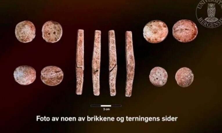 INSÓLITO: Encuentran juego de mesa de hace 1700 años en una tumba de noruega