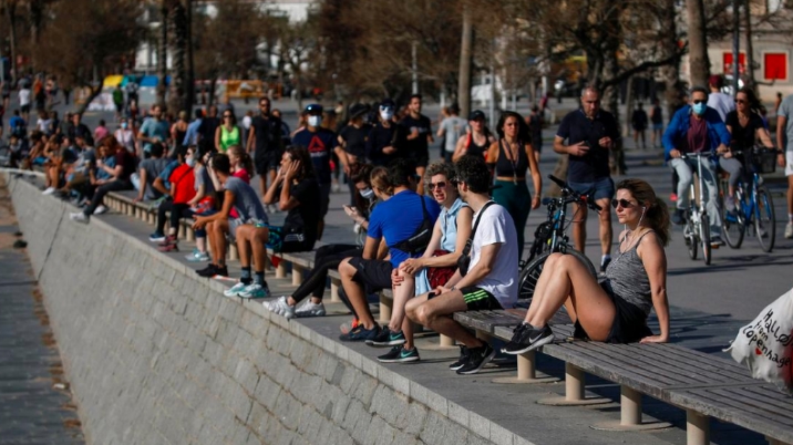 Crece caos en España por la pandemia