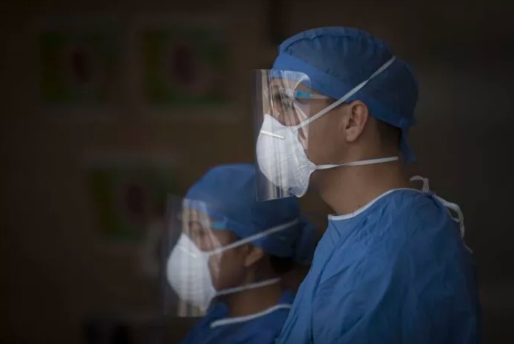 TRABAJADORES DE LA SALUD EN EL DÍA DEL MÉDICO