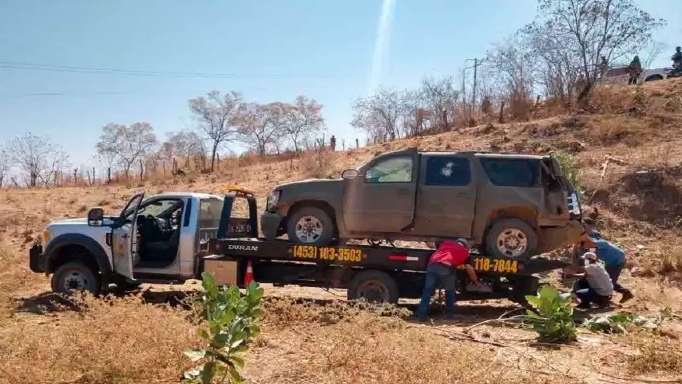 Reportan enfrentamientos entren CJNG y elementos de seguridad en Michoacán