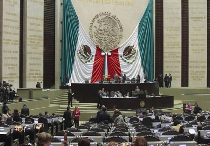 Proyecto para eliminar el requisito de “ser mexicano” para ser legislador a sido retirado por Morena