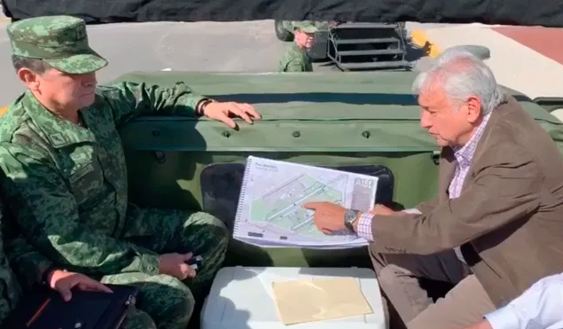 Inaugura AMLO instalaciones militares en Santa Lucía