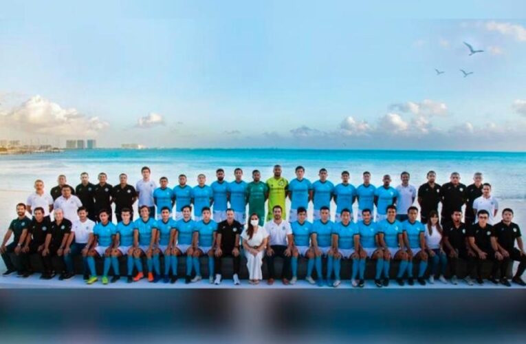 Cancún FC engalana el “Paraíso” con foto oficial