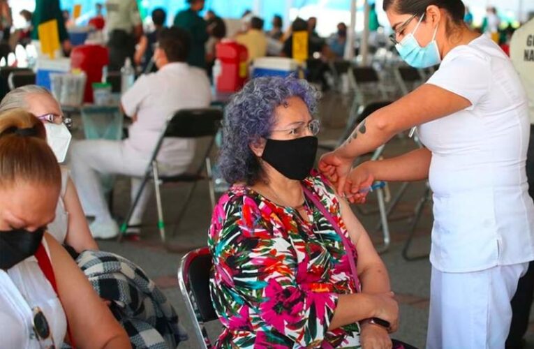 Comienza la vacunación de personas de 50 a 59 años en la alcaldía Cuauhtémoc