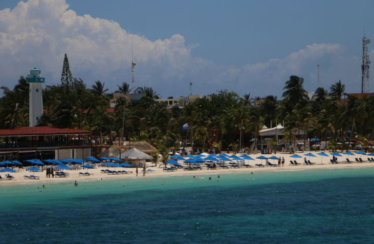 Activistas quieren desterrar el uso de plásticos de Isla Mujeres