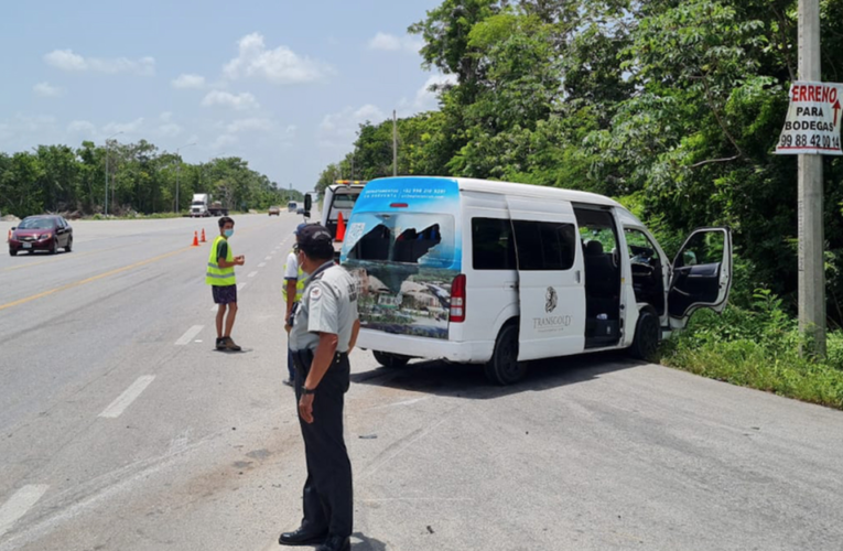 Accidente en libramiento Mérida-Cancún-Huayacán deja tres lesionados