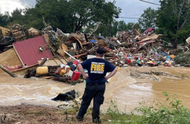 Históricas inundaciones en Tennessee