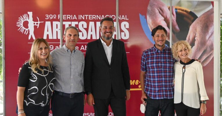 El Municipio acompañó el lanzamiento de la Feria Internacional de Artesanías 2022