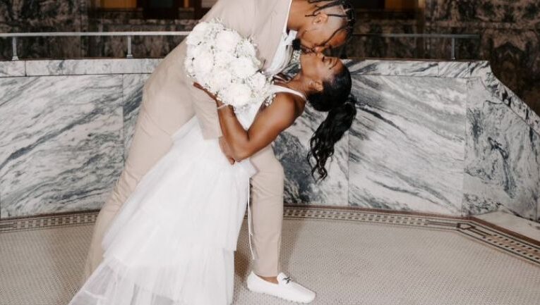 Simone Biles y Jonathan Owens contrajeron nupcias