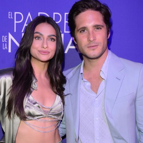 Renata Notni se ríe de los rumores de embarazo y boda con Diego Boneta