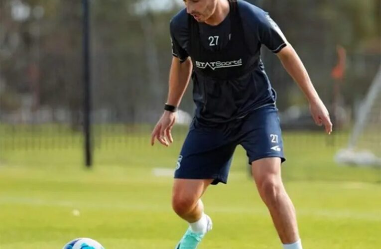 Josh Cavallo denuncia amenazas de muerte diarias por ser un futbolista abiertamente gay
