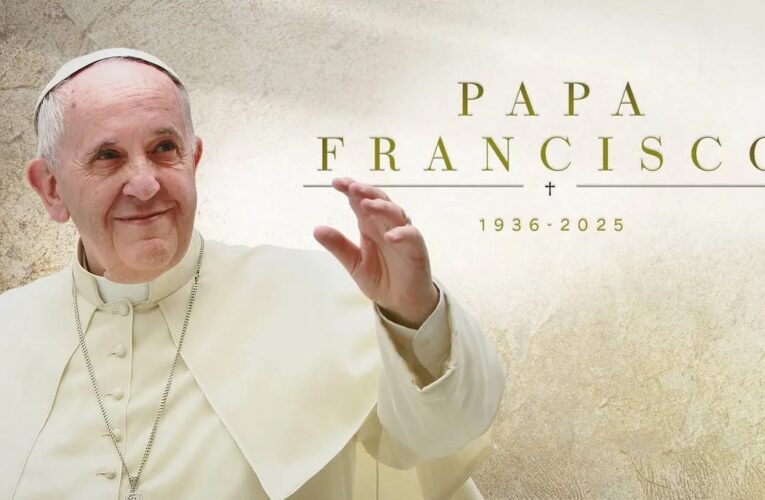 El mundo católico llora al Papa
