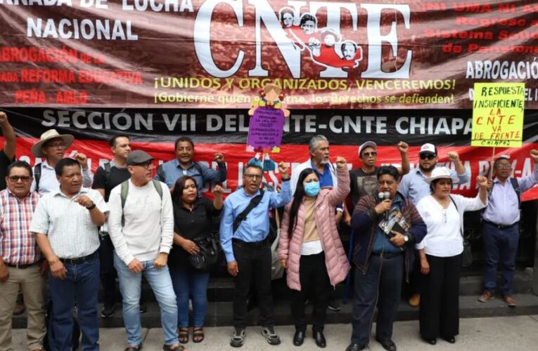 Peticiones de la Coordinadora Nacional de Trabajadores de la Educación costarían casi mil pesos por mexicano