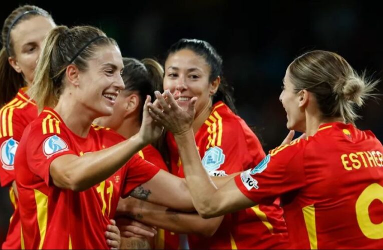 España avanza invicta a cuartos de final de la Eurocopa Femenina luego de remontar contra Italia