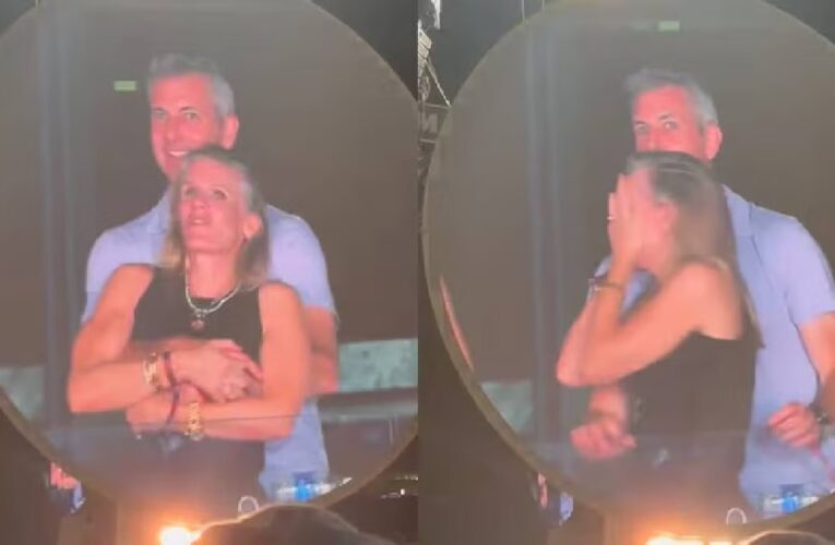 Un beso que podría costar millones