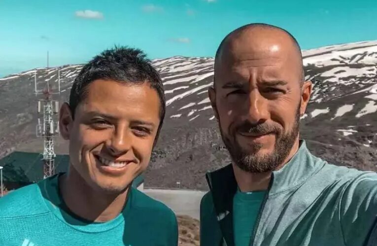 Culpan al coach de vida, Diego Dreyfus de la caída de ‘Chicharito’