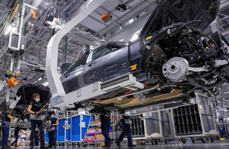 Exportación de autos cae 1.38% en primer semestre del año