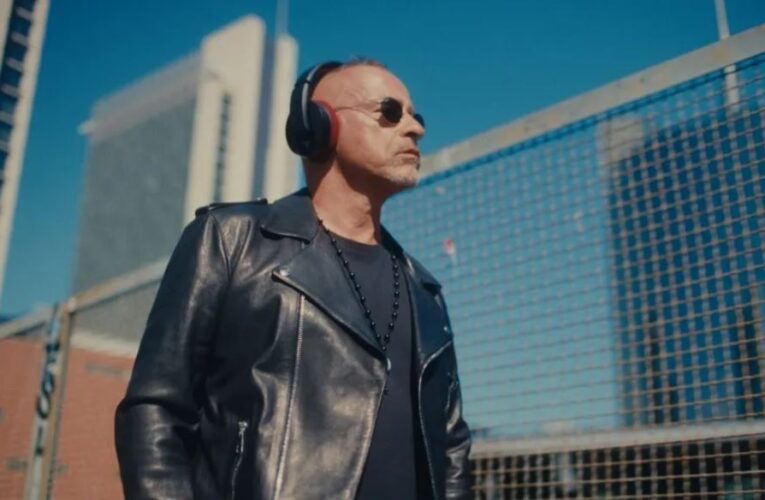 Eros Ramazzotti comparte «Mi día preferido», el nuevo sencillo que presentará en México como parte de su gira