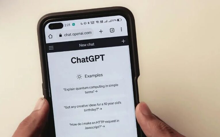 Padres demandan a Chat GPT por muerte de su hijo: se convirtió en «coach de suicidio»