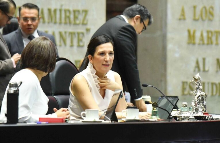 Aceptan diputados de Morena que Kenia López presida la Mesa Directiva
