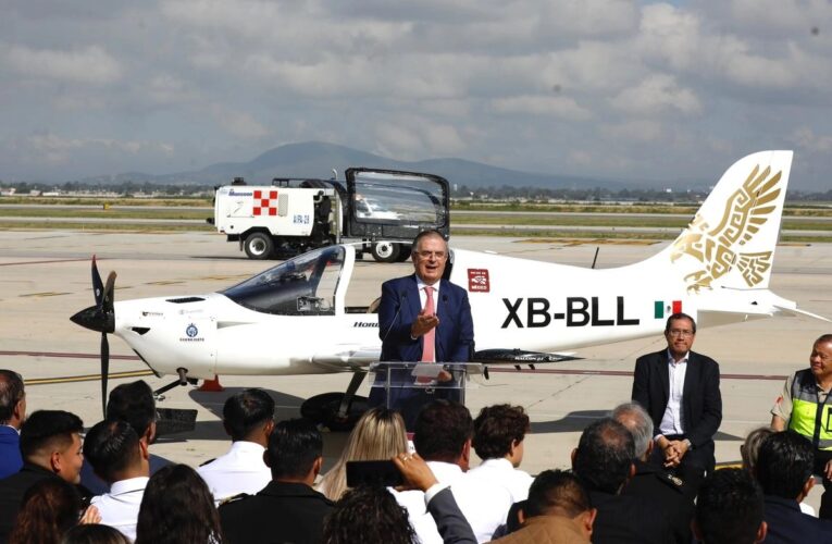 Histórico, primer avión ligero hecho en México inicia el vuelo