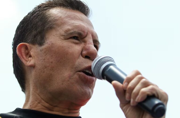 Julio César Chávez es hospitalizado de emergencia en Culiacán; fue operado por fuerte dolor