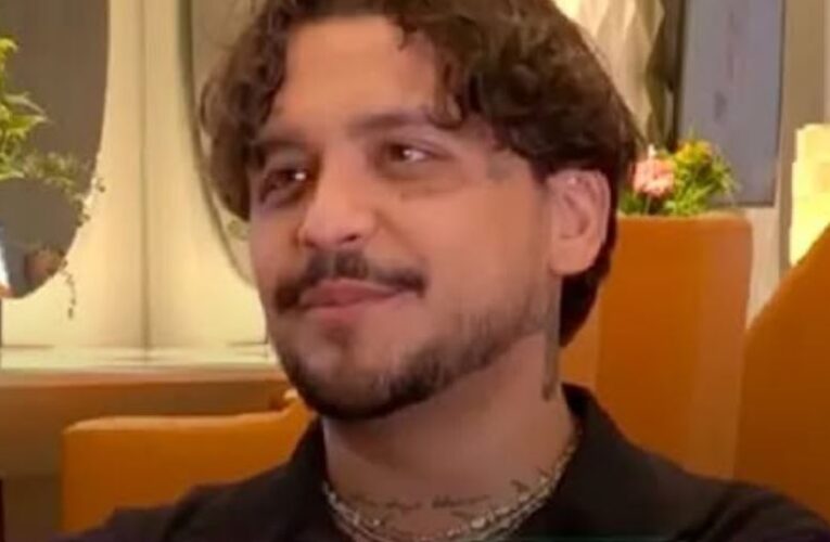 Nodal afirma que la ansiedad es un privilegio para gente con tiempo libre