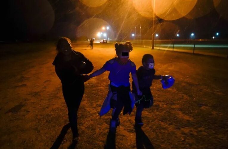 Estados Unidos ofrece más de 45 mil pesos a niños migrantes que regresen voluntariamente a sus países