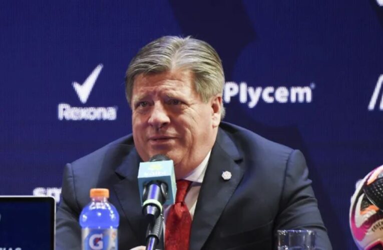 Miguel Herrera presenta su convocatoria para las eliminatorias mundialistas con algunas sorpresas
