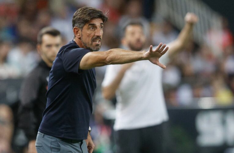 Real Oviedo destituye al serbio Veljko Paunovic, extimonel de Chivas