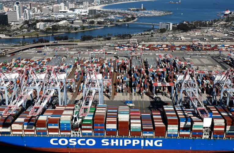 China acusa a EE. UU. de “doble moral” tras nuevos aranceles de Trump