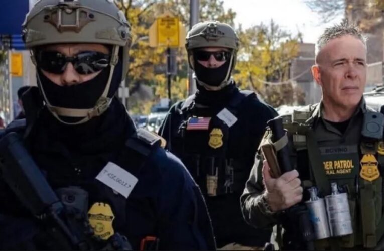 Centros de detención, a su máxima capacidad: migrantes en Estados Unidos son llevados a prisiones de alta peligrosidad