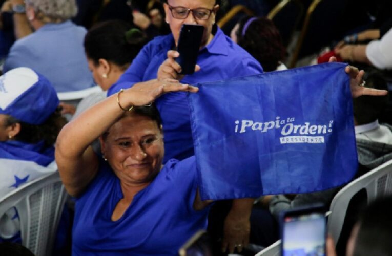 La derecha aplaude triunfo de Nasry Asfura como presidente de Honduras