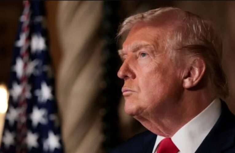 Celebra Donald Trump captura de Maduro en entrevista telefónica