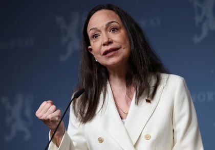 María Corina Machado agradeció a Donald Trump por la captura de Nicolás Maduro y aseguró que planea regresar a Venezuela “lo antes posible”