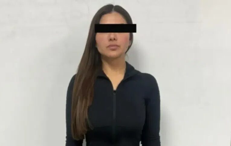Detienen a mujer en Guadalupe por extorsionar a amante de su esposo; le exigía 300 mil pesos