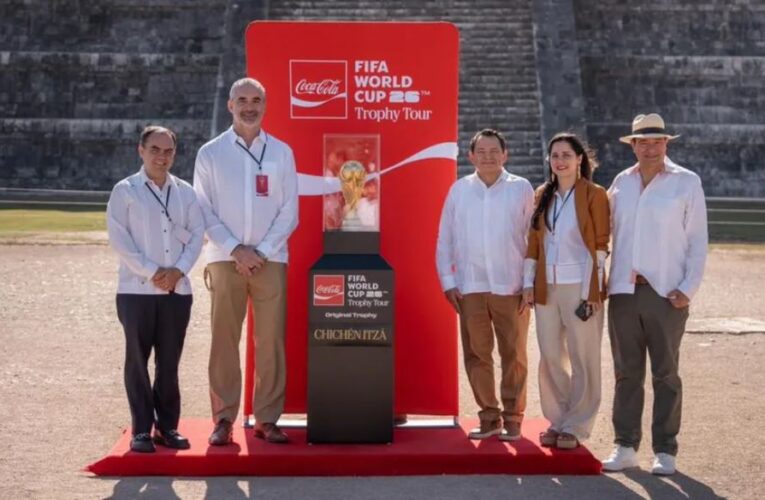 Chichén Itzá recibe la Copa Mundial de Futbol FIFA 2026