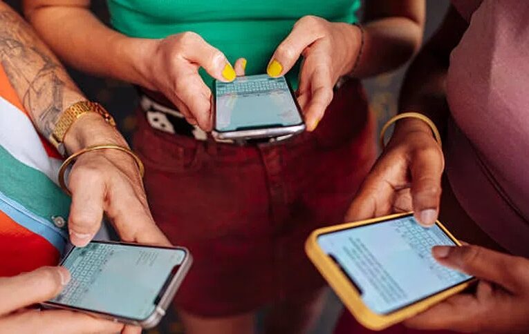 WhatsApp lanza nuevas funciones: borrará archivos automáticamente