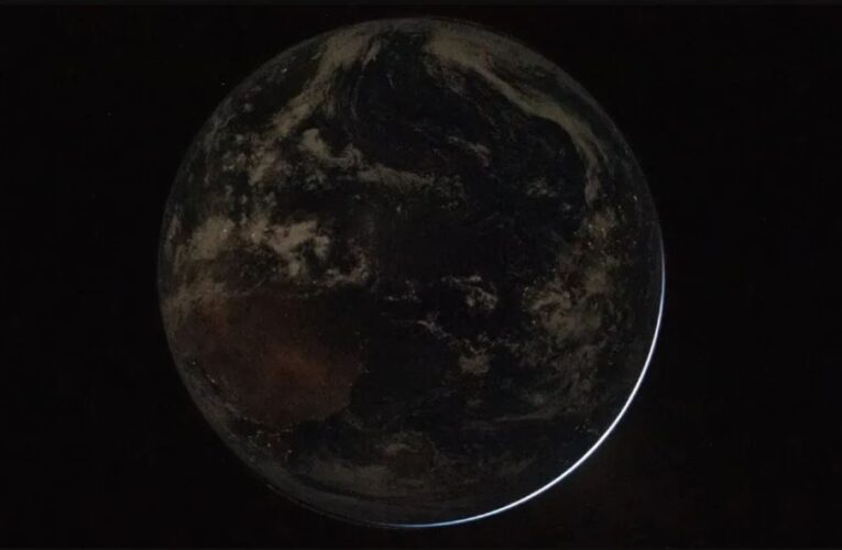 NASA comparte imagen de la Tierra con borde brillante, ¿por qué ocurre este fenómeno?