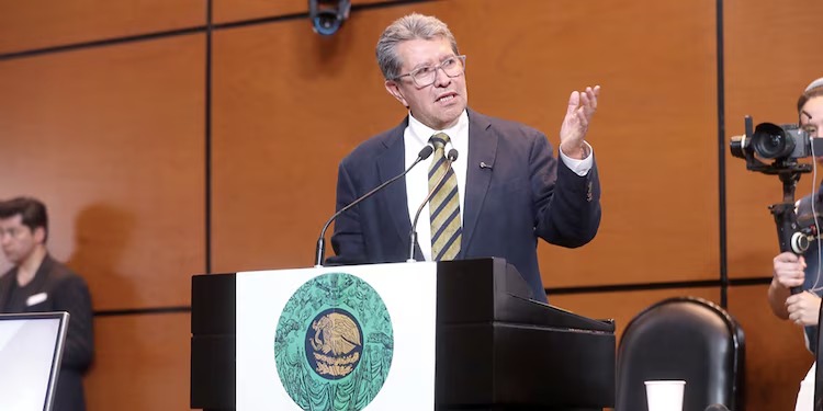 Monreal respalda a Sheinbaum y cuestiona informe de la ONU sobre desapariciones