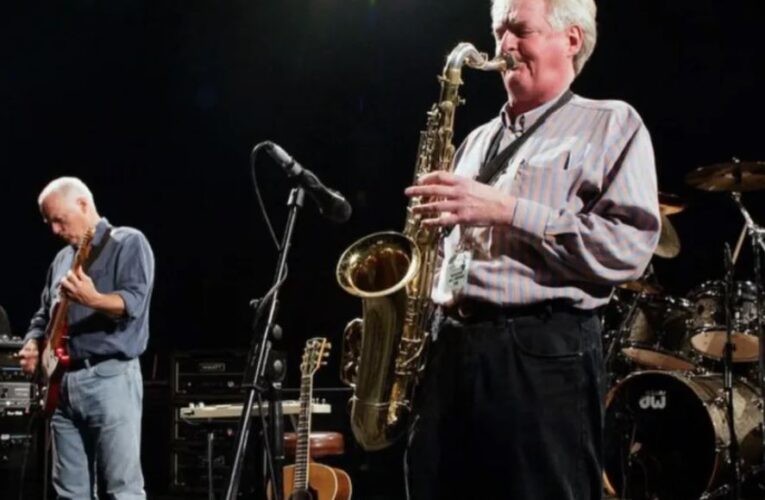 Fallece Dick Parry, histórico saxofonista y colaborador de Pink Floyd en ‘Money’ y ‘Us and Them’, a los 83 años