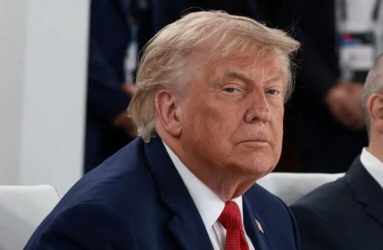 Donald Trump advierte que texto de acuerdo con Irán no es definitivo; amenaza con atacar «si no se comportan»