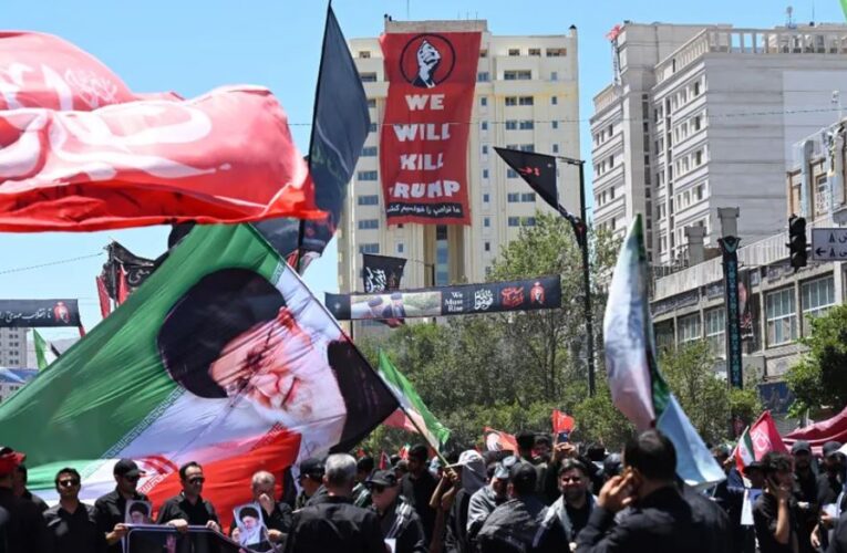 Líder de Irán jura vengar la muêrtê de su padre, Alí Jameneí: «Debe cumplirse, inevitablemente»