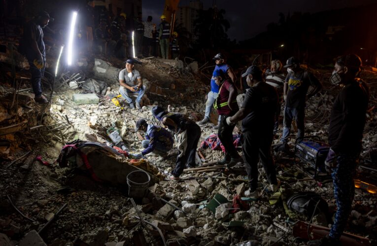 Sube a 5 mil 398 la cifra de muertos por el doble terremoto en Venezuela