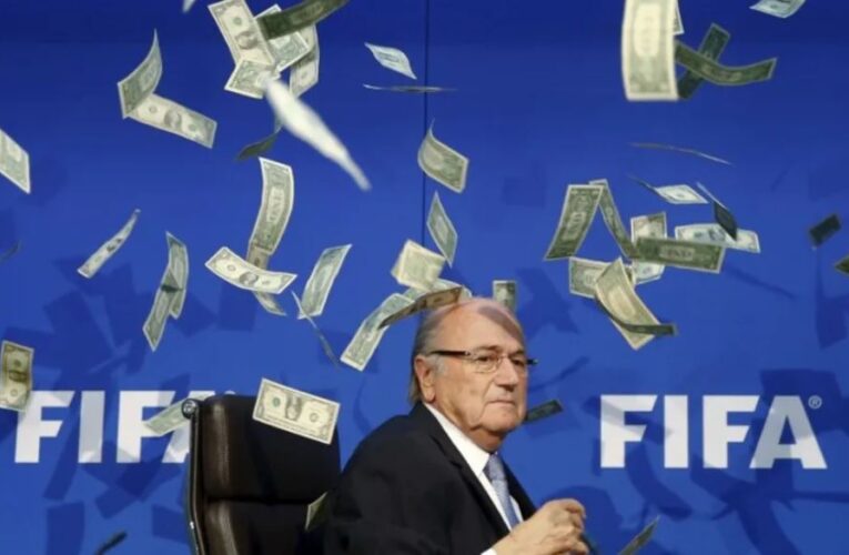 Joseph Blatter cuestiona a Gianni Infantino por su plan de privatizar el futbol: «El dinero nunca debe convertirse en todo»