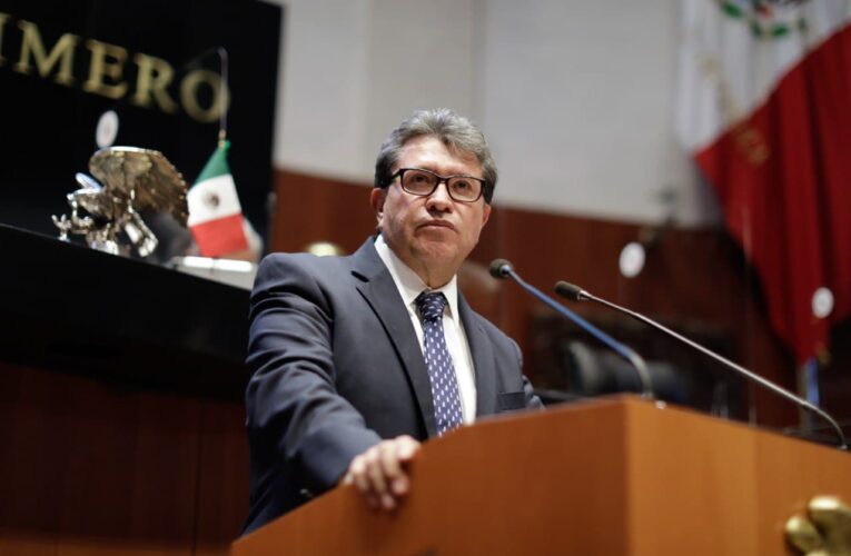 Ricardo Monreal destaca el compromiso académico de la UNAM y el reconocimiento a sus 475 años de historia