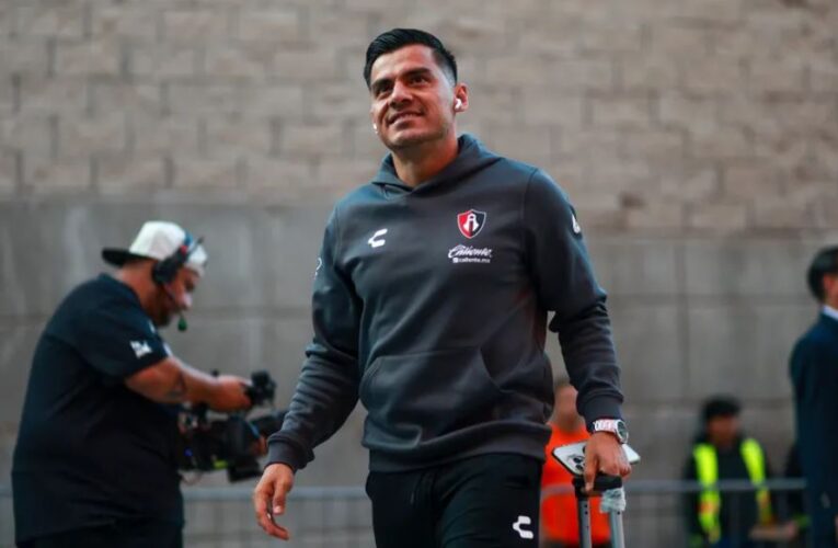 El regreso de Aldo Rocha al Atlas genera dudas en Hernán Crespo para el Clásico Tapatío